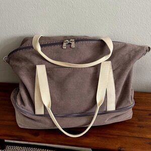 Lo & Sons - Catalina Deluxe Duffel in Thistle